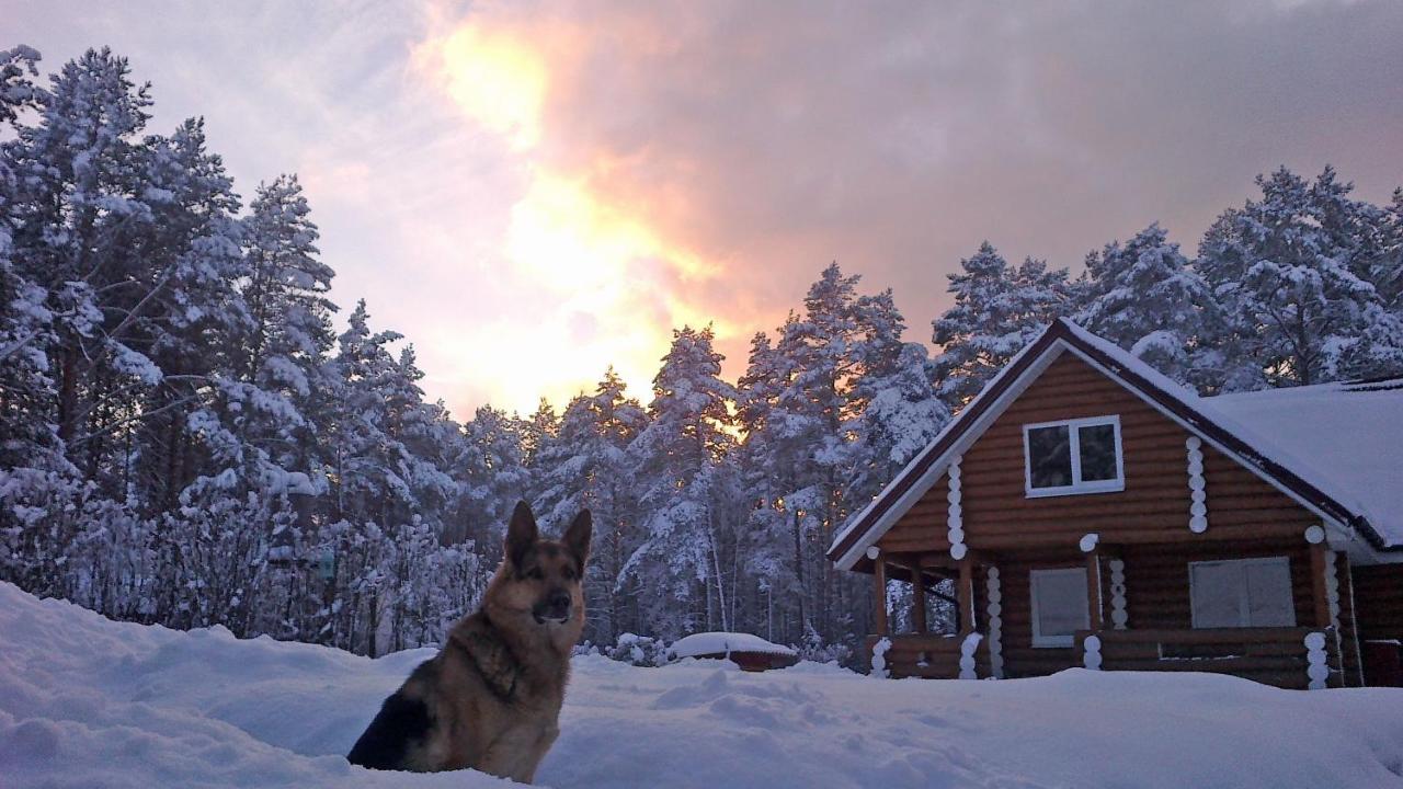 Naroch Guest House Esterno foto